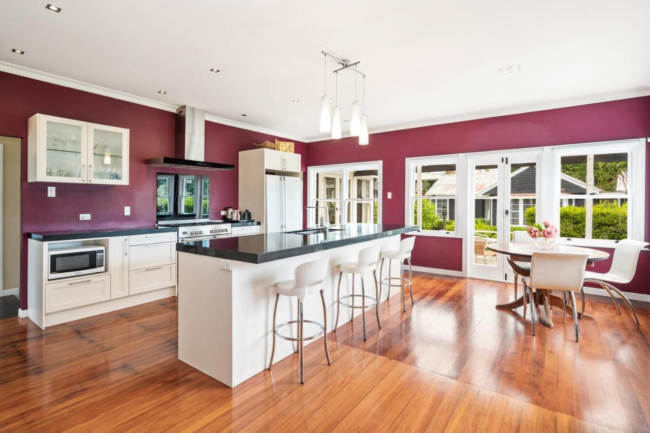 Springfield Rise Lodge - Rotorua Holiday Home Buitenkant foto