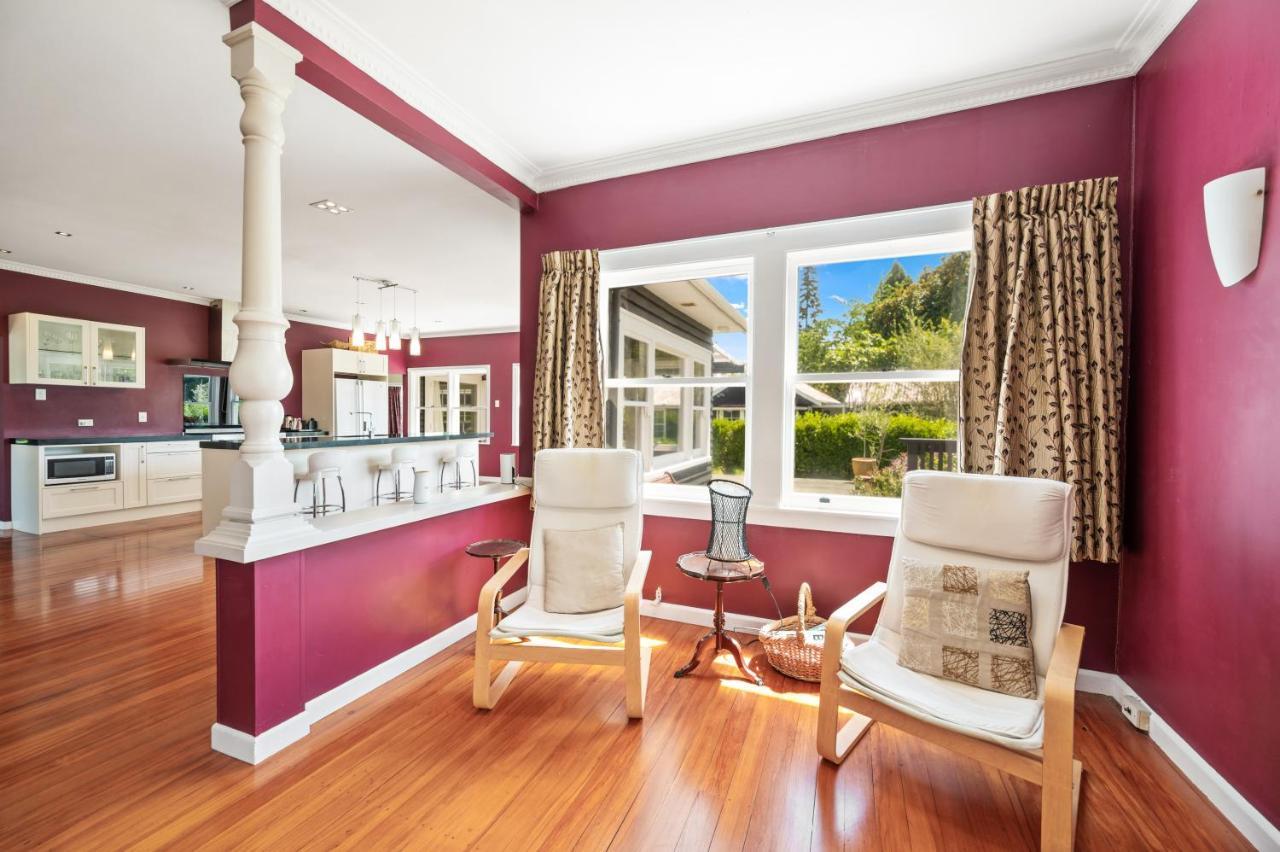 Springfield Rise Lodge - Rotorua Holiday Home Buitenkant foto