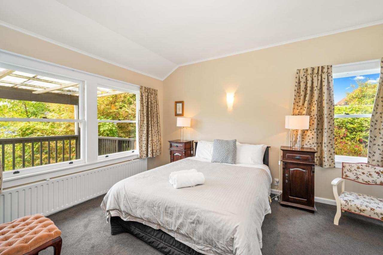 Springfield Rise Lodge - Rotorua Holiday Home Buitenkant foto